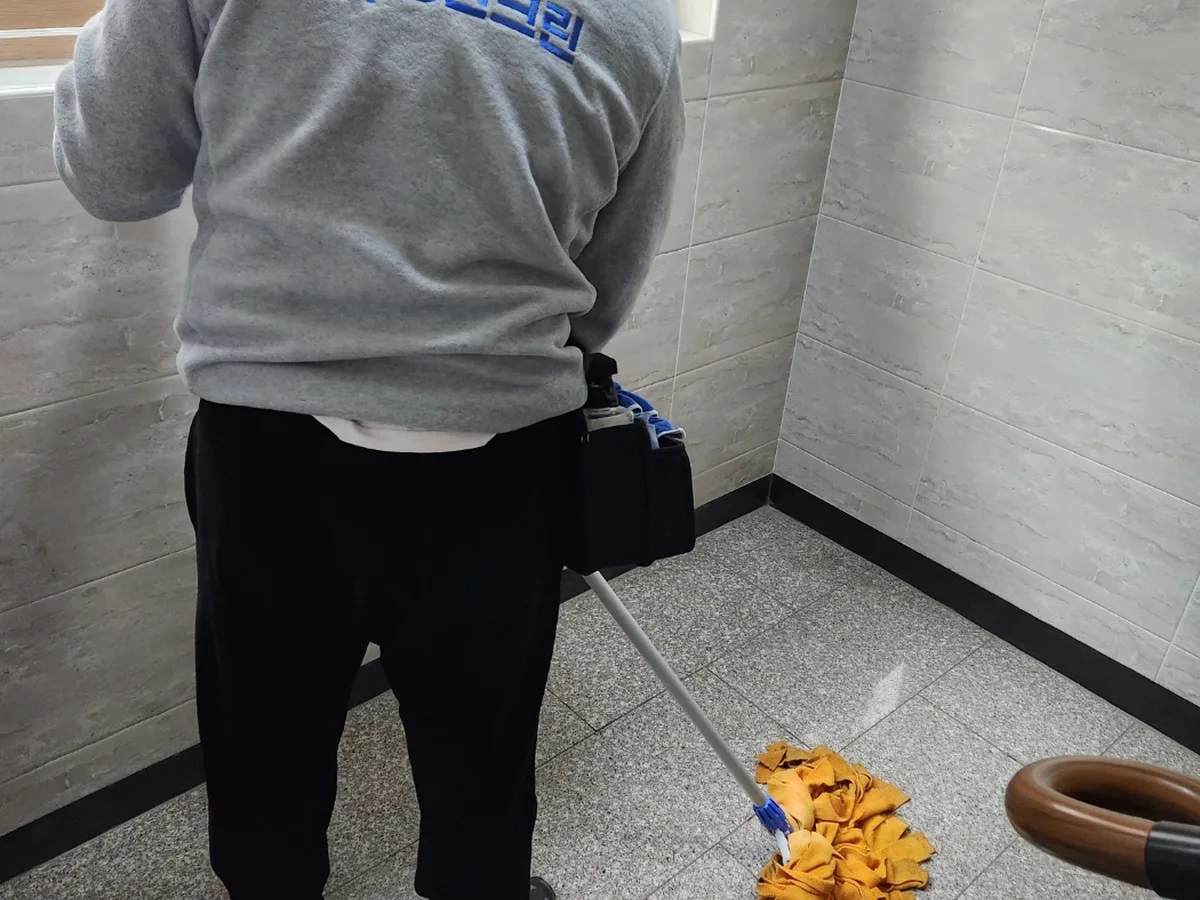 동구 계림동 건물 복도·대기 동선 야간 위생청소 사례 - 행진크린